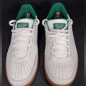 Original Penguin Men's Sneakers size 10 pre owned Exellent condition